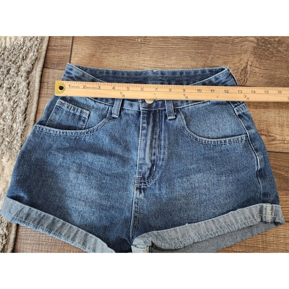 Romwe Cross with Sequins Graphic Pockets Denim Shorts Womens 2 XSMALL - Picture 4 of 9